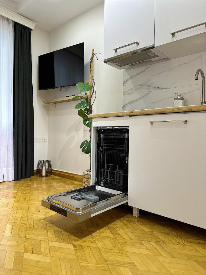 Apartment 巴统 外观 照片