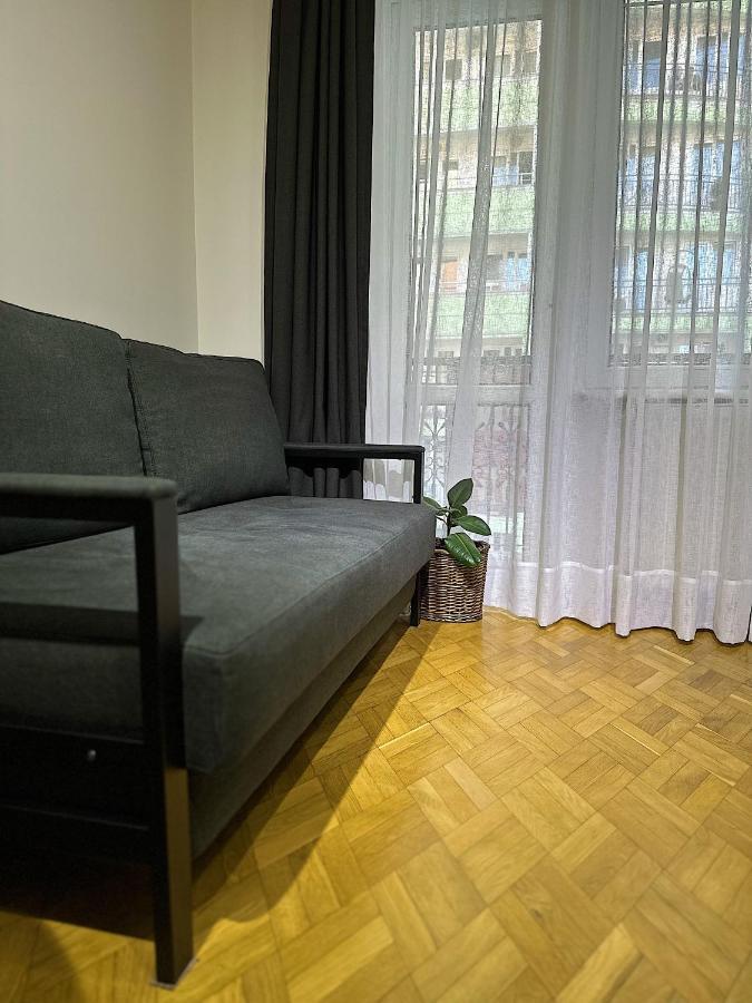 Apartment 巴统 外观 照片